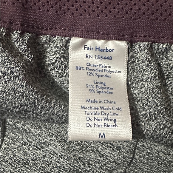 Fair Harbor Tropical Sunset Swim Shorts size medium - Picture 3 of 3